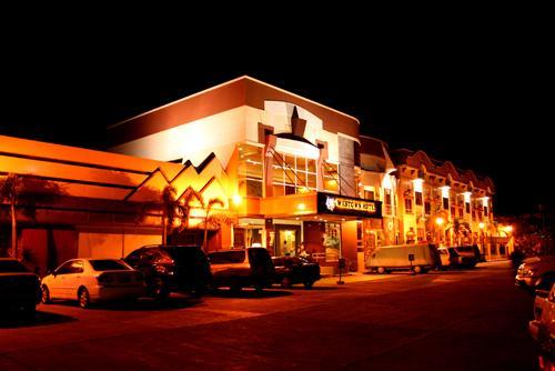 Mo2 Westown Hotel - Mandalagan Bacolod Exterior photo