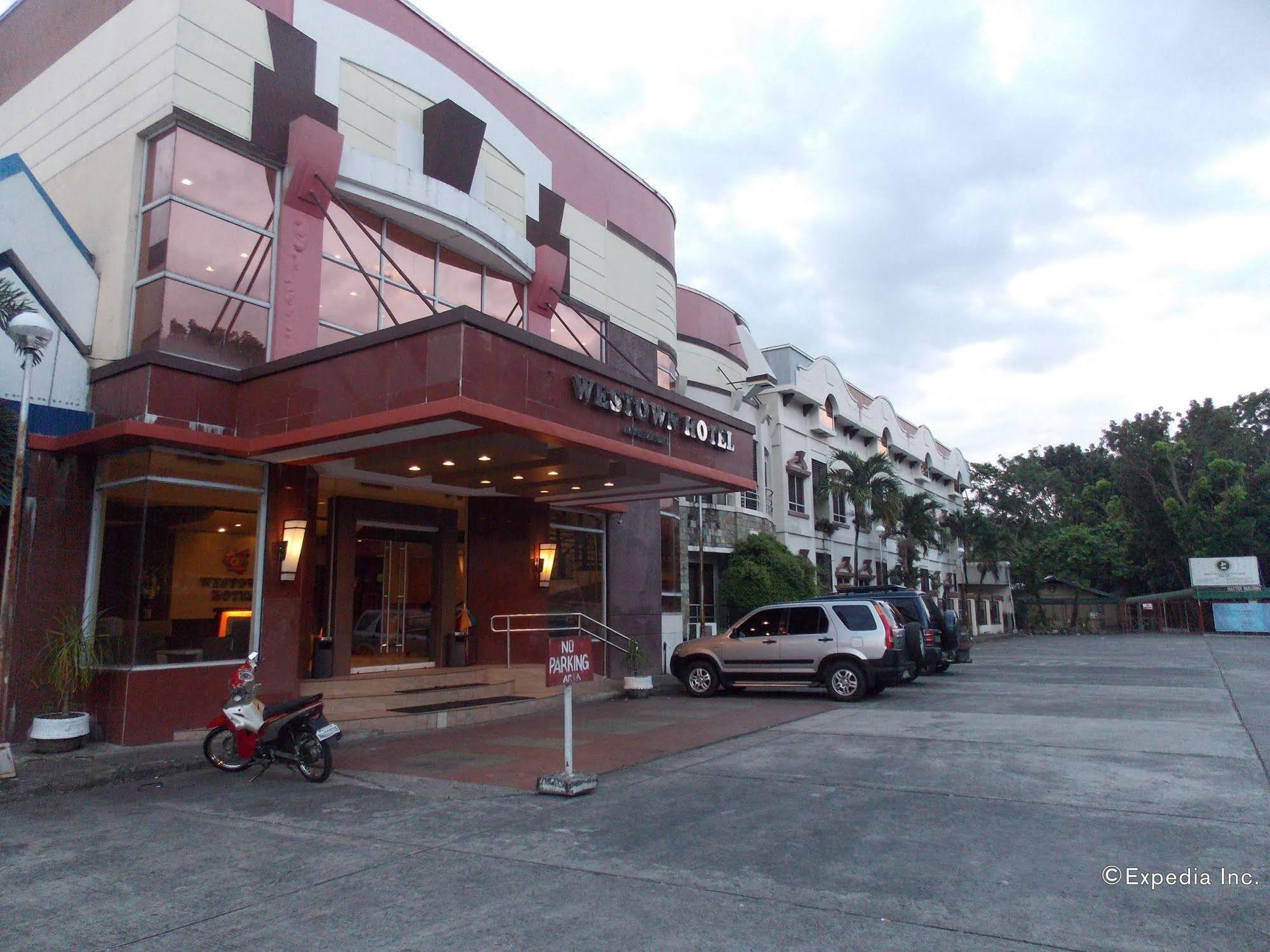 Mo2 Westown Hotel - Mandalagan Bacolod Exterior photo