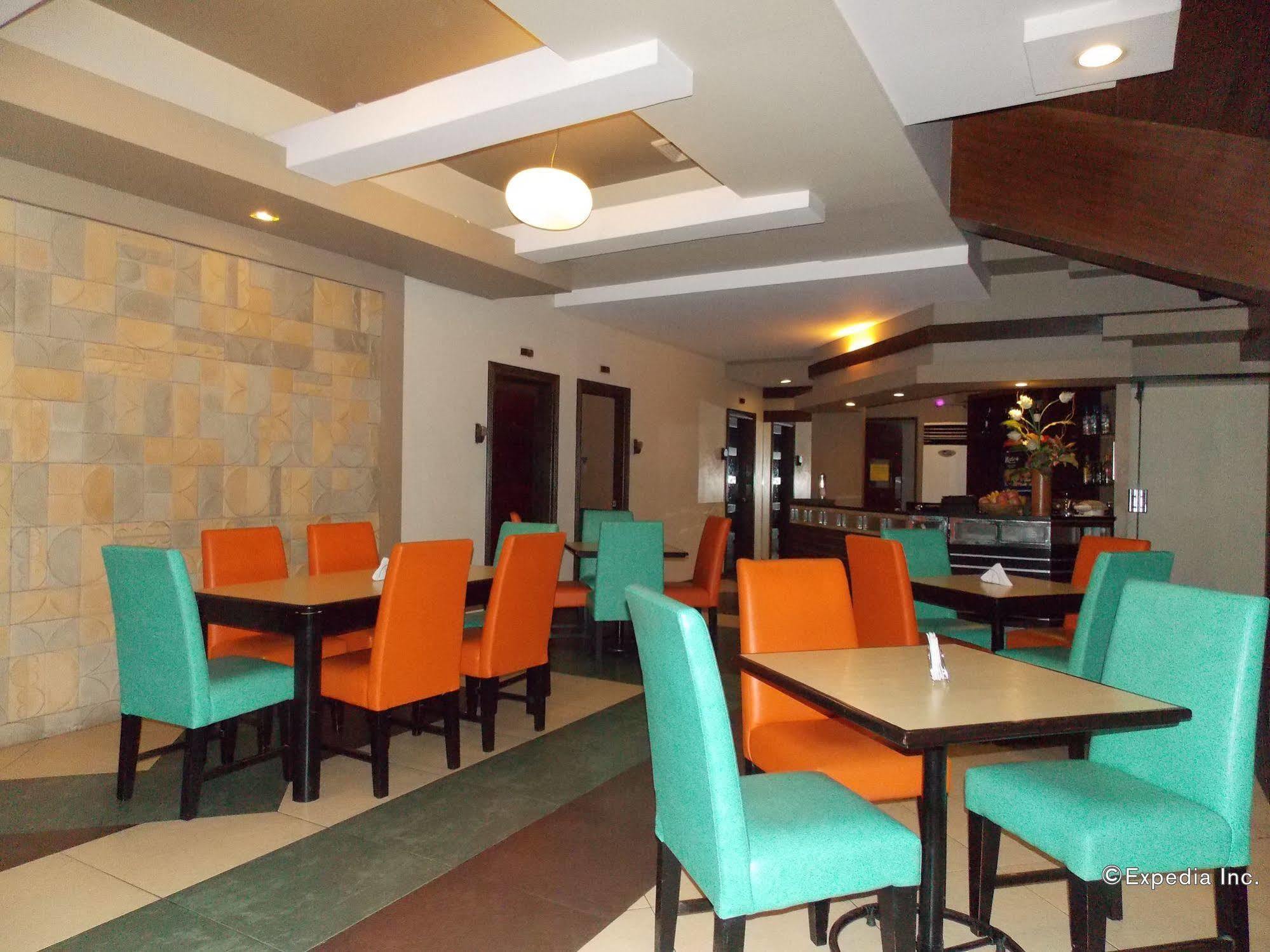 Mo2 Westown Hotel - Mandalagan Bacolod Exterior photo