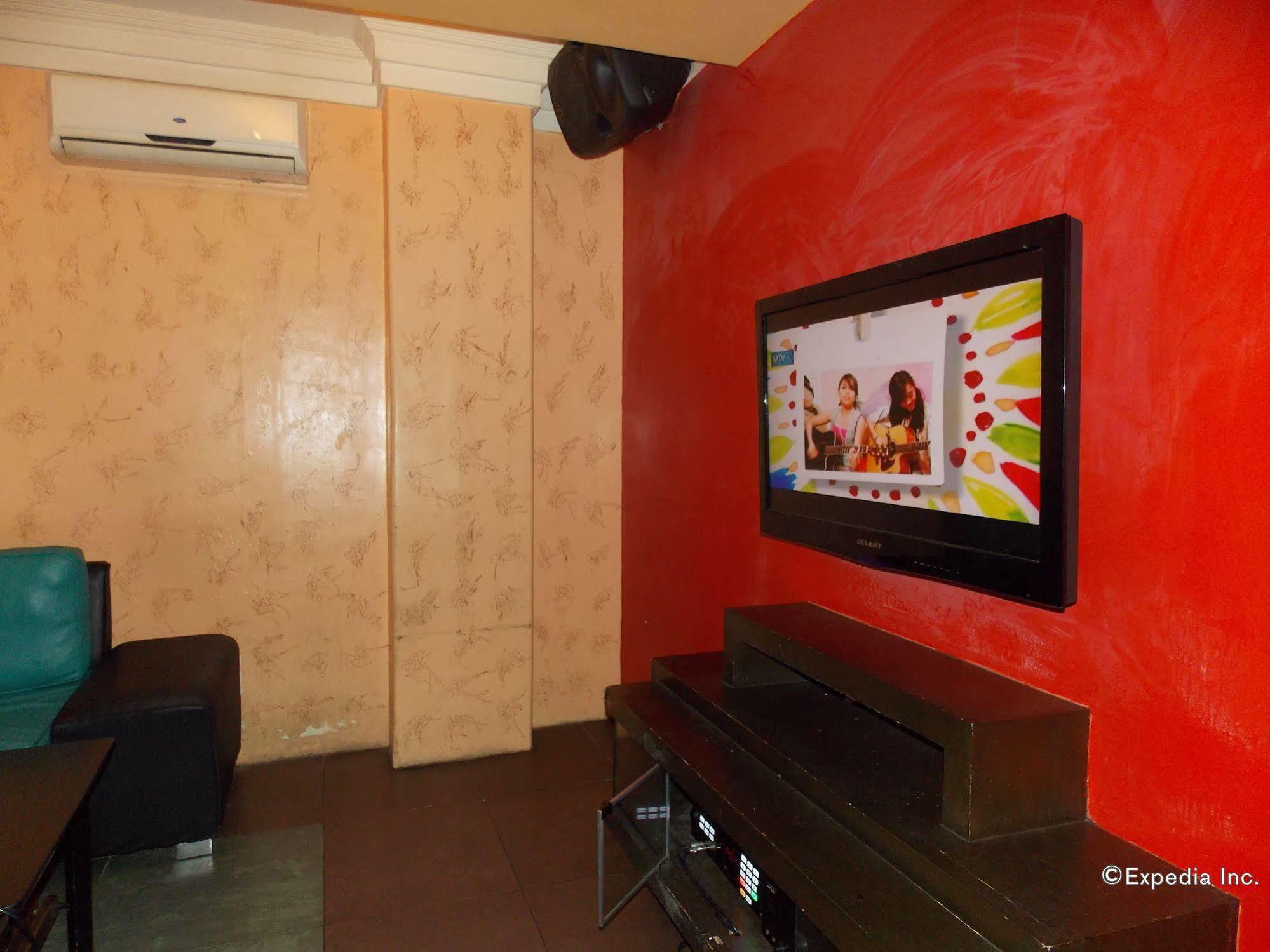 Mo2 Westown Hotel - Mandalagan Bacolod Exterior photo